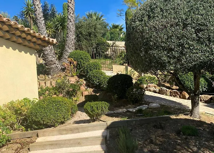 8 Pers., Vue Baie St Tropez - Fr-1-768-134