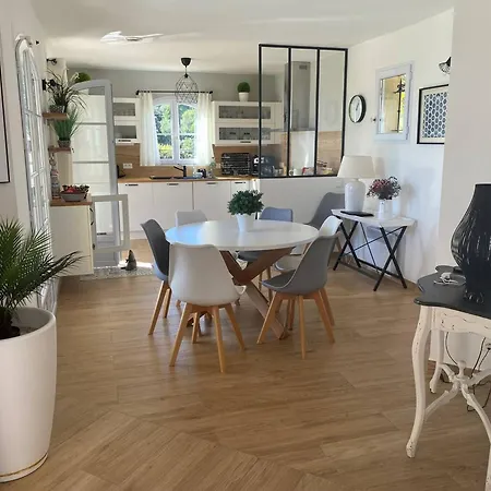 8 Pers., Vue Baie St Tropez - Fr-1-768-134